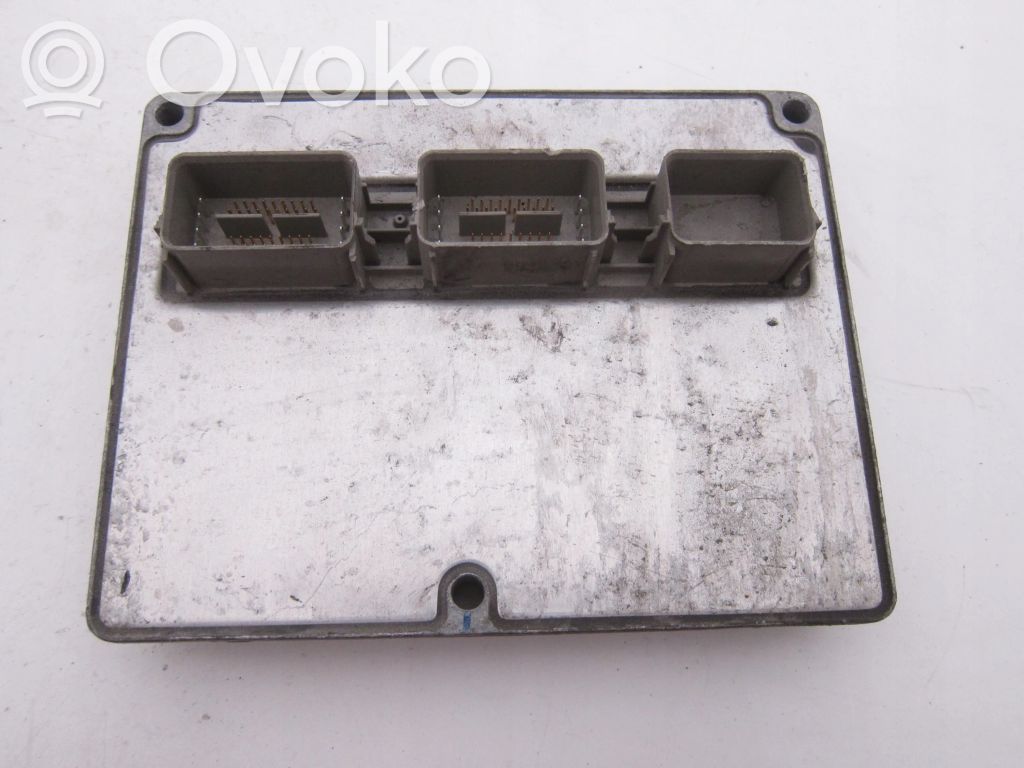 Unidad de control/módulo del motor   5M5112A650AE