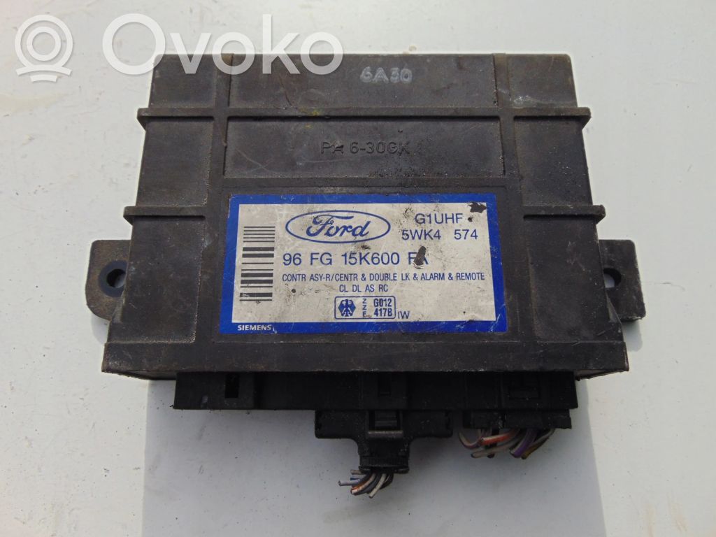 Ford Focus Comfort/convenience module 
