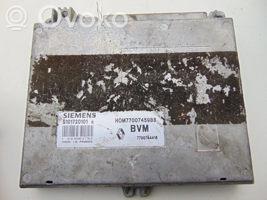 Renault Safrane Engine control unit/module 