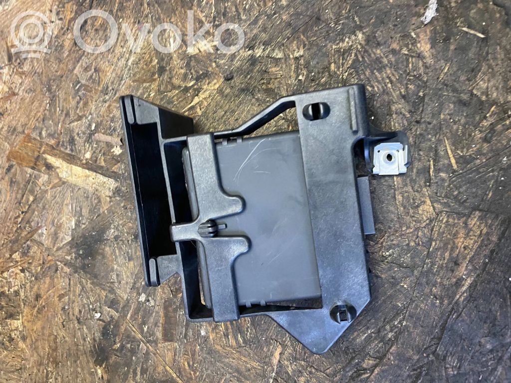 Audi A3 S3 A3 Sportback 8P Gateway control module 