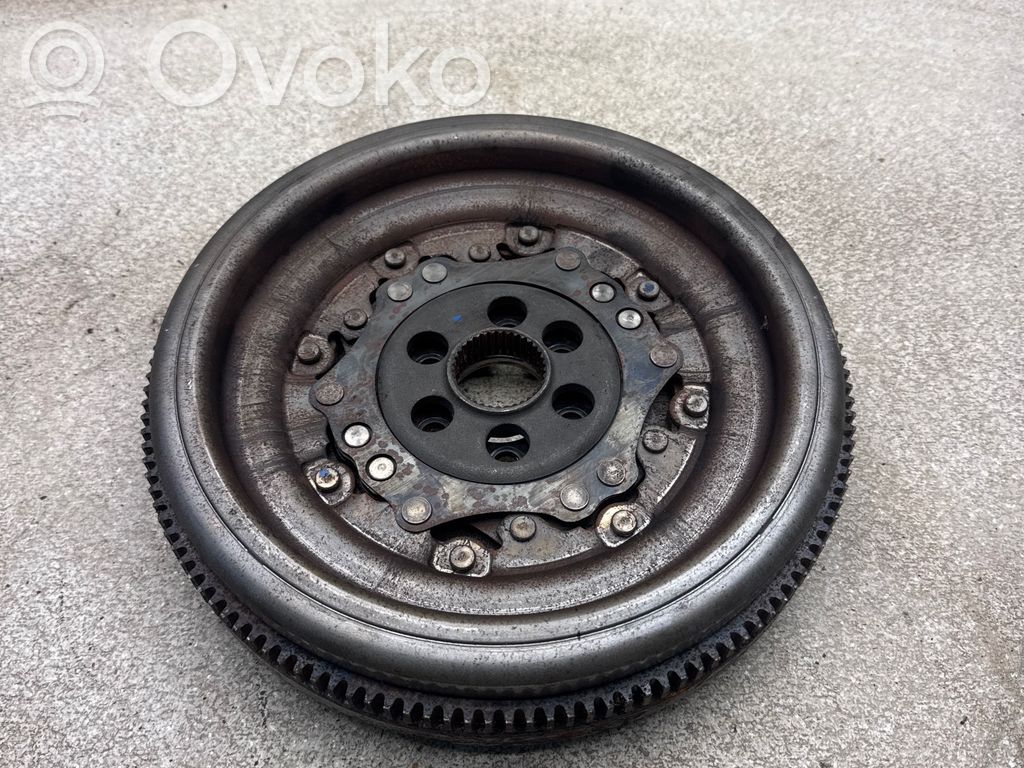 Volkswagen PASSAT B6 Dual mass flywheel 
