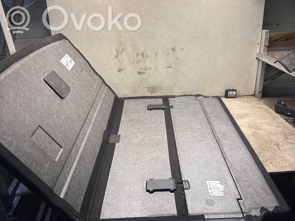 Volkswagen PASSAT B8 Wykładzina bagażnika 