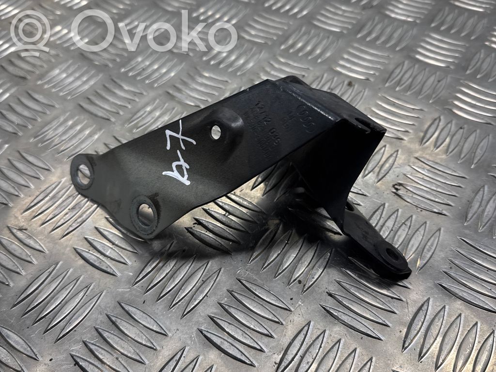 Uchwyt / Mocowanie błotnika przedniego   4G8821136D,121203S,DX53D7100X0