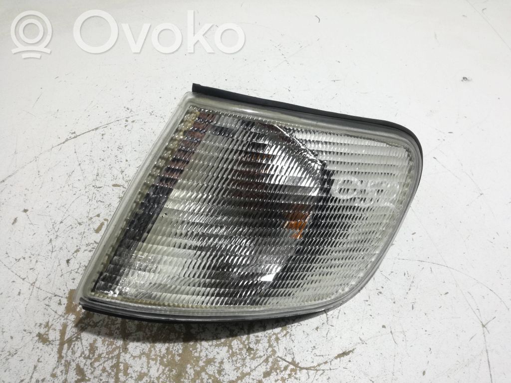 Audi 100 S4 C4 Priekinis posūkio žibintas 