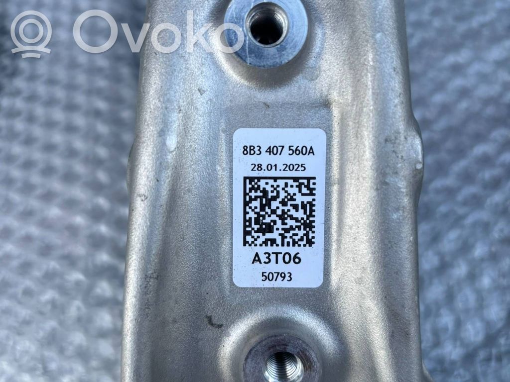 Audi A5 Передний поворотный кулак (ступица, цапфа) 