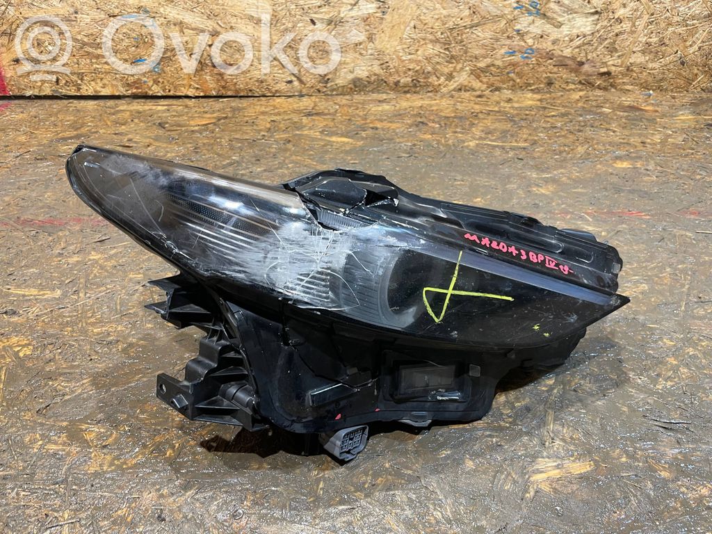 Mazda 3 Headlight/headlamp 