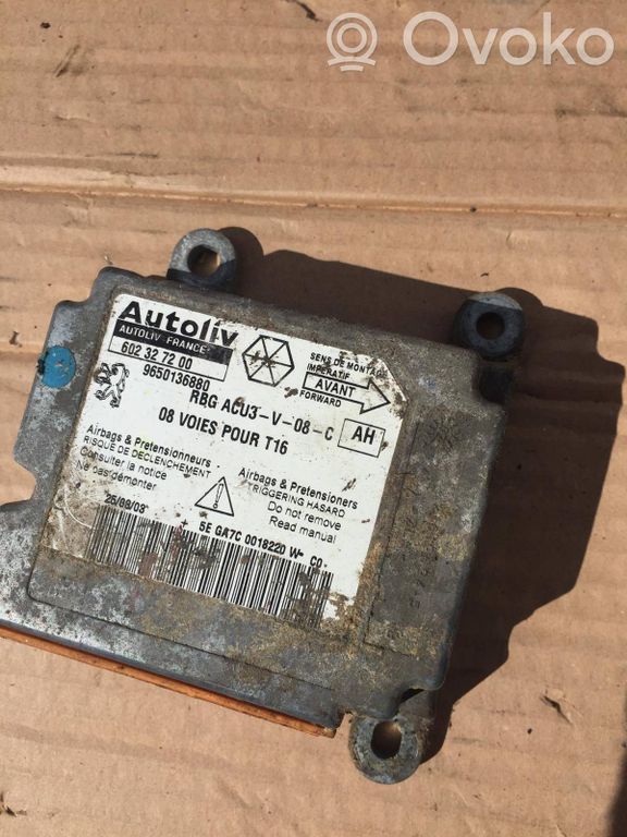 CHY535 Peugeot 206 CC Module de contrôle airbag 602327200 Pièce auto