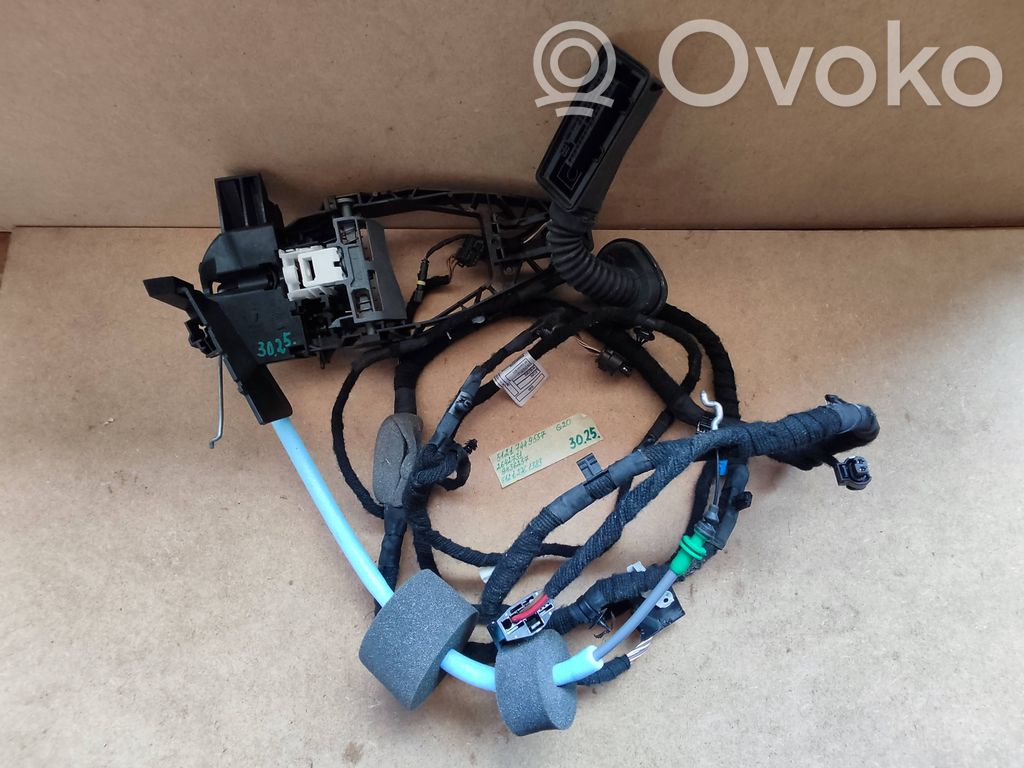 2642731 BMW 3 G20 G21 Halterung Türgriff vorne, 50.00 € | RRR