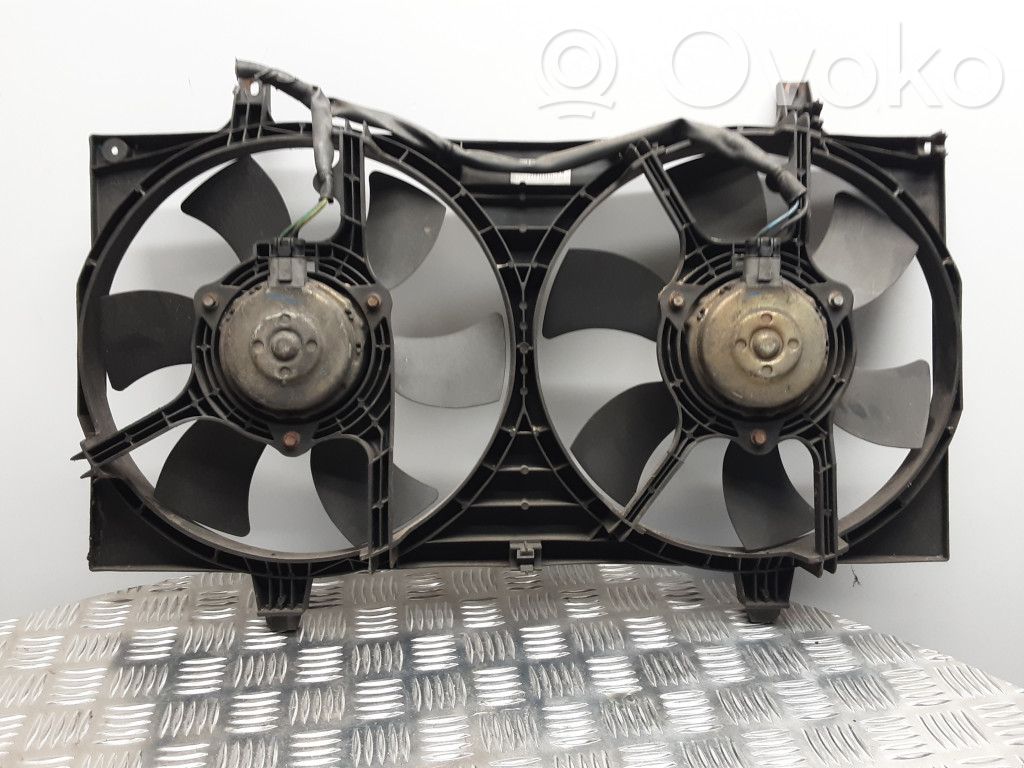 MOTEUR DE VENTILATEUR Nissan SERENA C23 16318 EUR 306,00 - FR