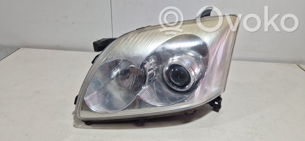 ToyotaAvensisT250Priekšējaislukturis,10,00€|RRR