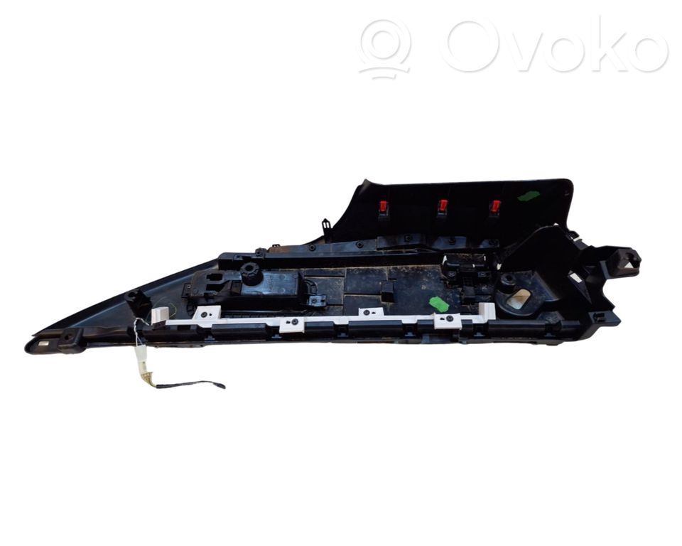 6473302110 Toyota Corolla E210 E21 seitliche Verkleidung 