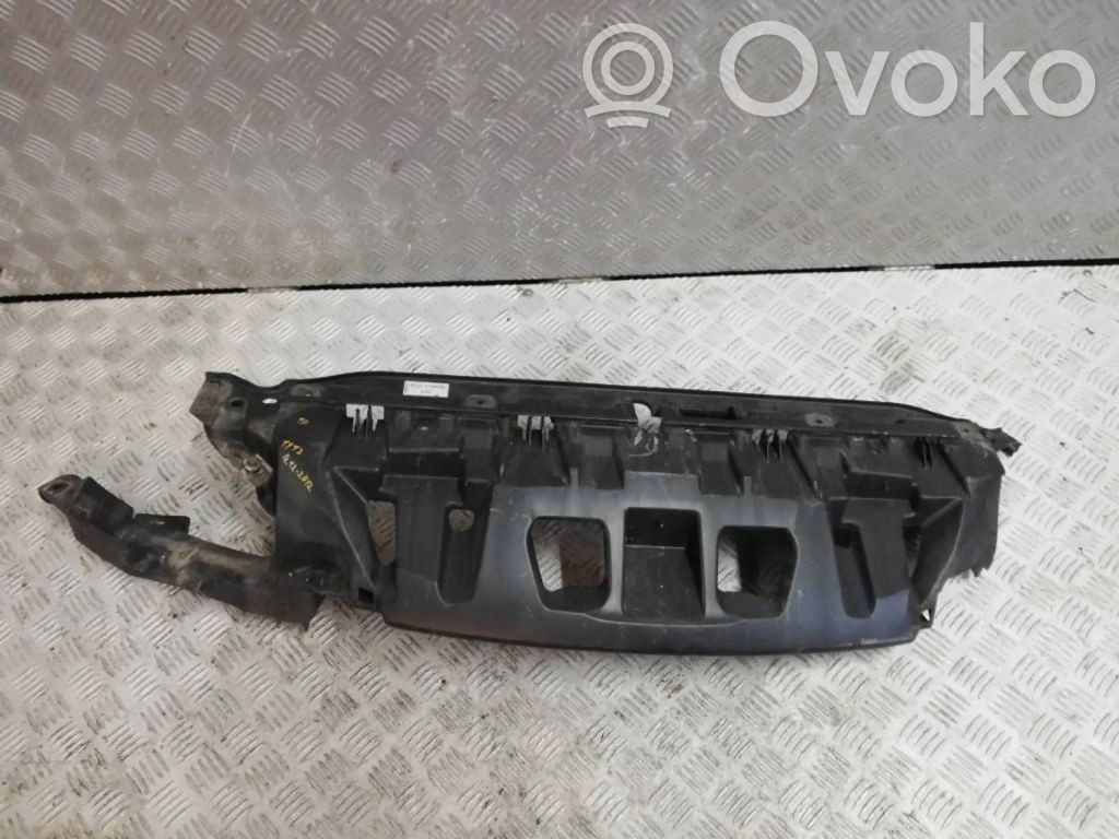 YM21682180 Peugeot RCZ Front bumper mounting bracket