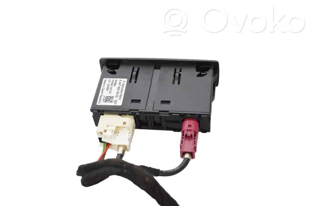 A2478203902 Mercedes-Benz A W177 USB-Anschluss, 32.00 € | RRR 