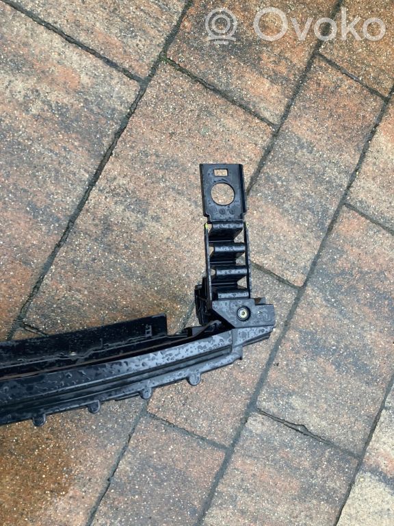 Calandre pour BMW Série 2 F22 F23 noir brillant