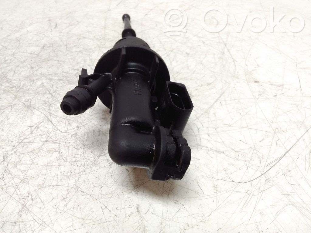 3C0721388E Volkswagen Tiguan Pagrindinis sankabos