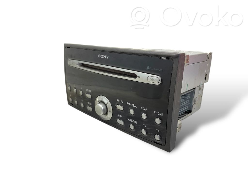 Radio / CD/DVD atskaņotājs / navigācija