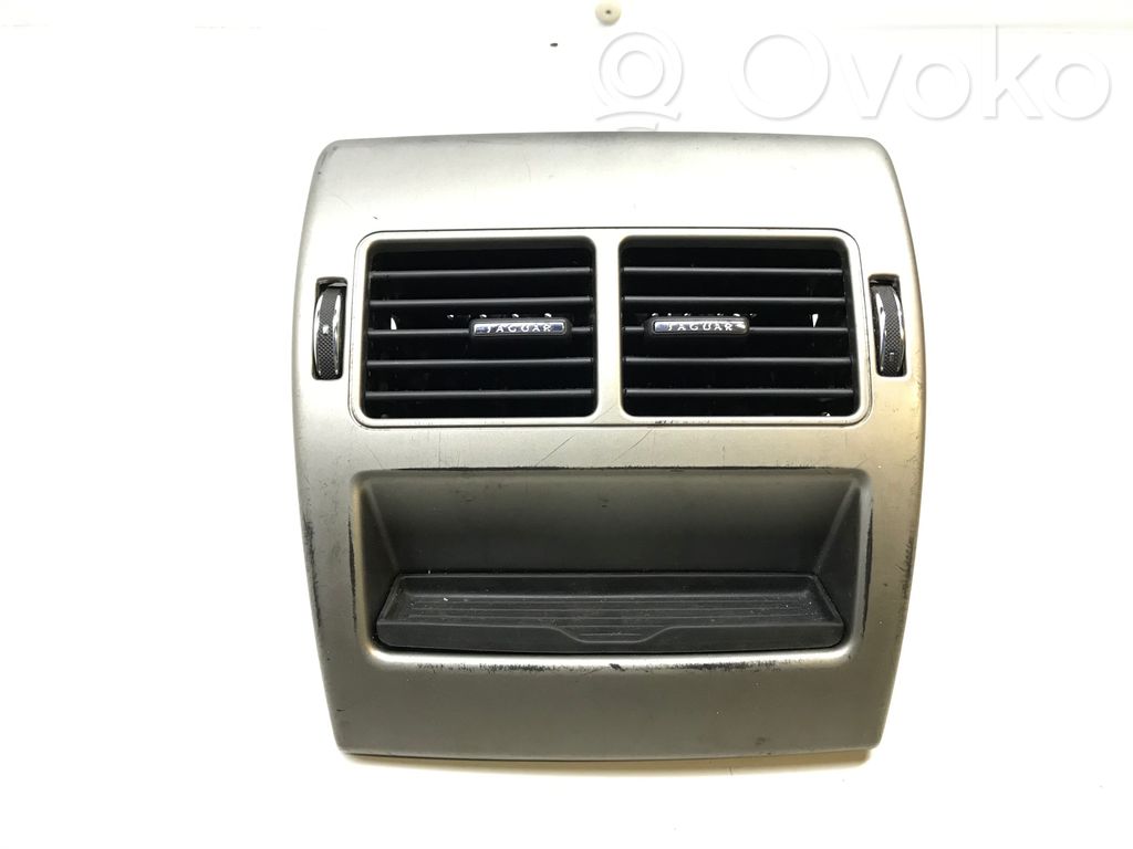 Aizmugurējā gaisa - ventilācijas reste
