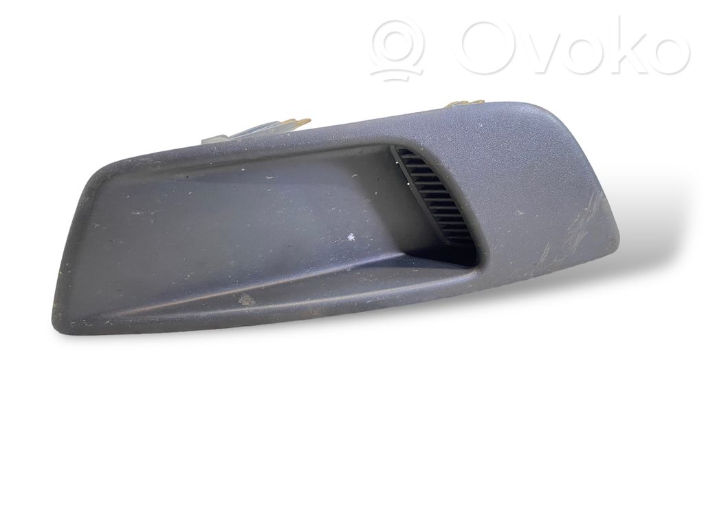 Apakšējais režģis (trīsdaļīgs)