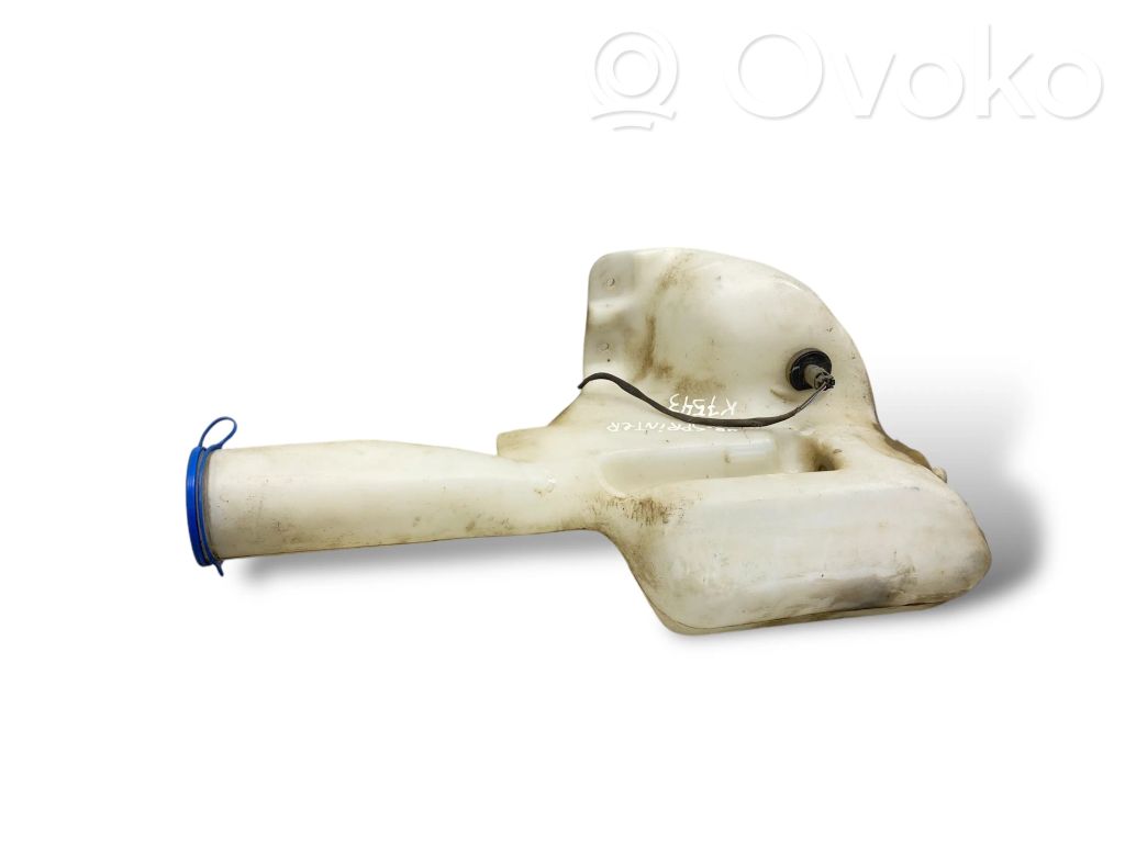Logu šķidruma tvertne