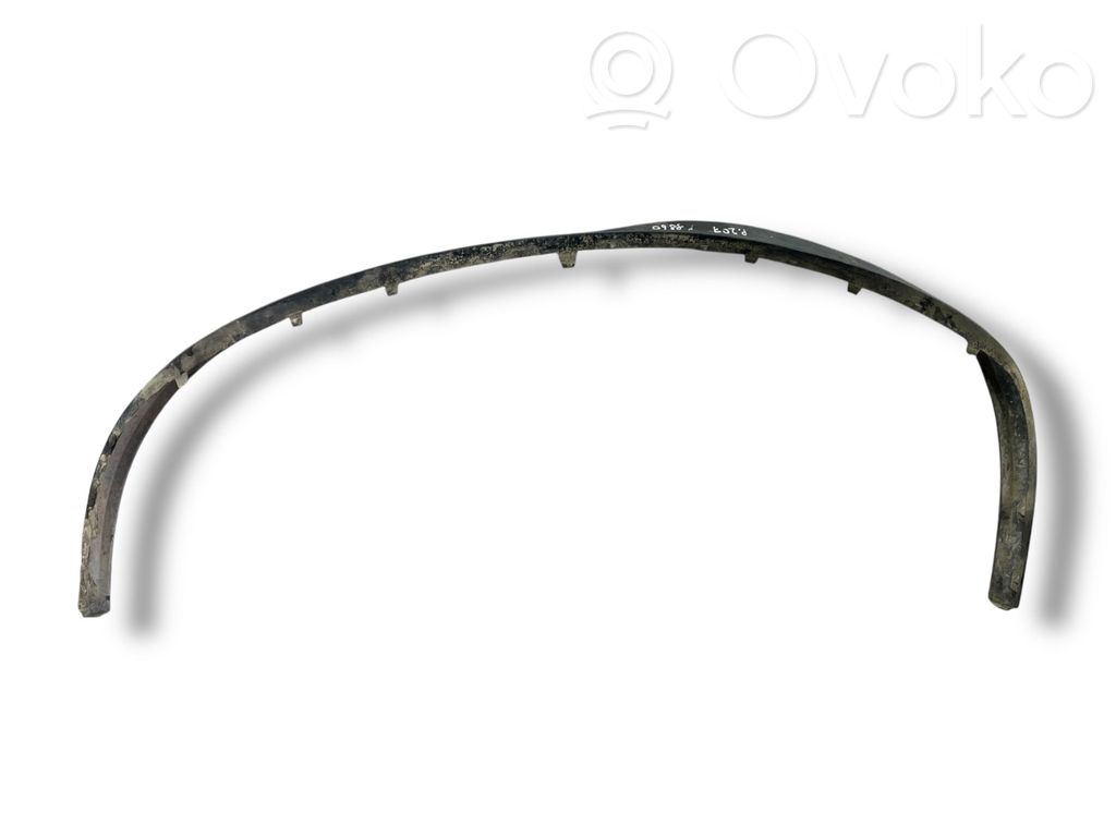 Apakšējā bampera daļa (lūpa)