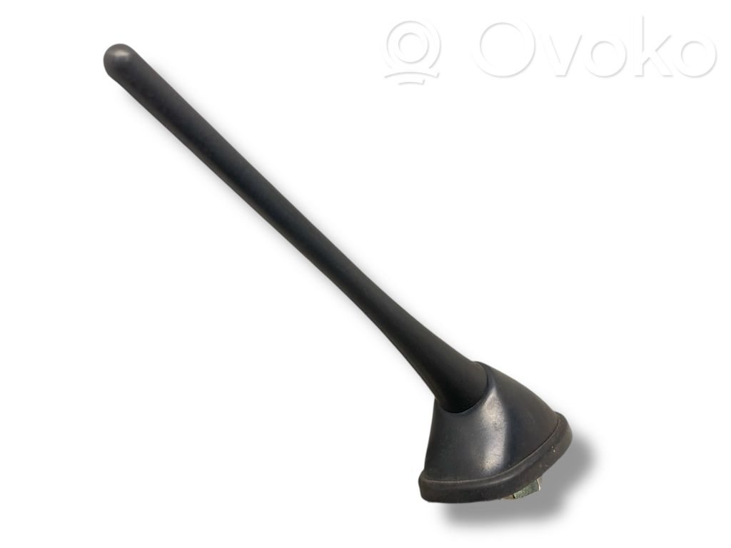 Radio antena