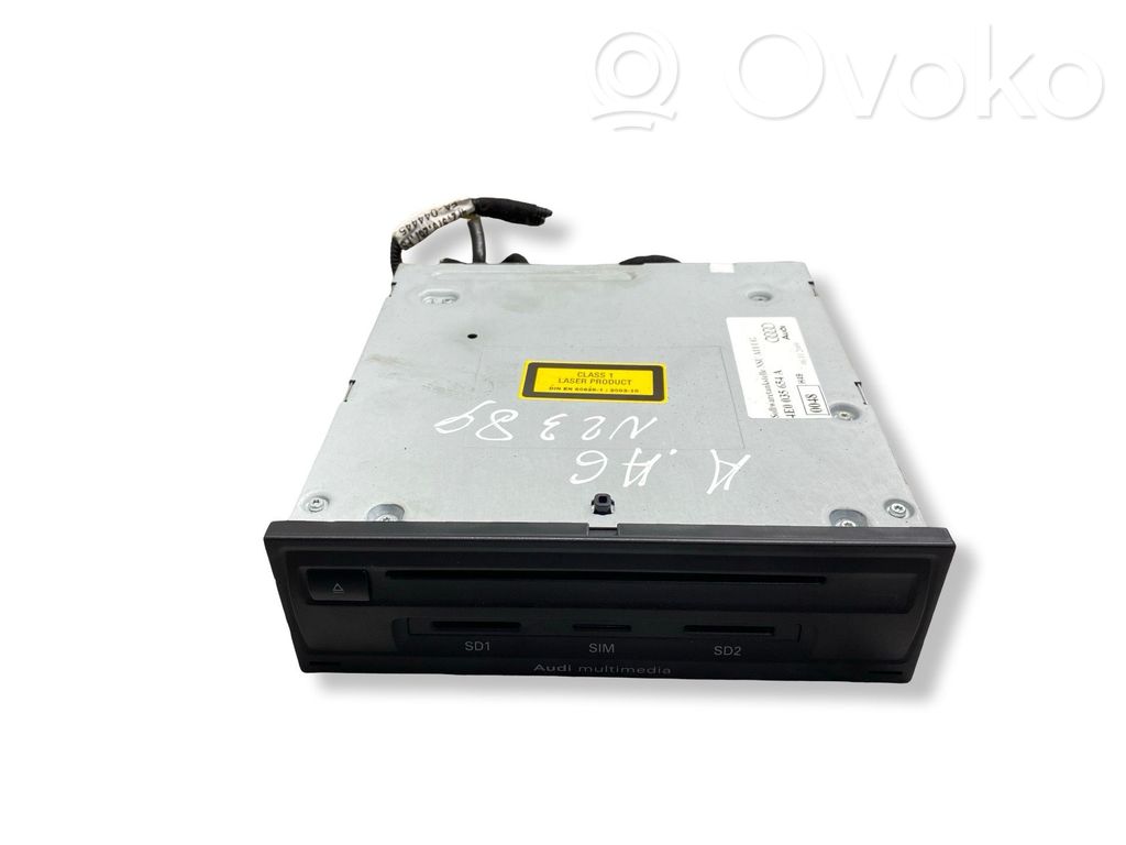 Radio / CD/DVD atskaņotājs / navigācija