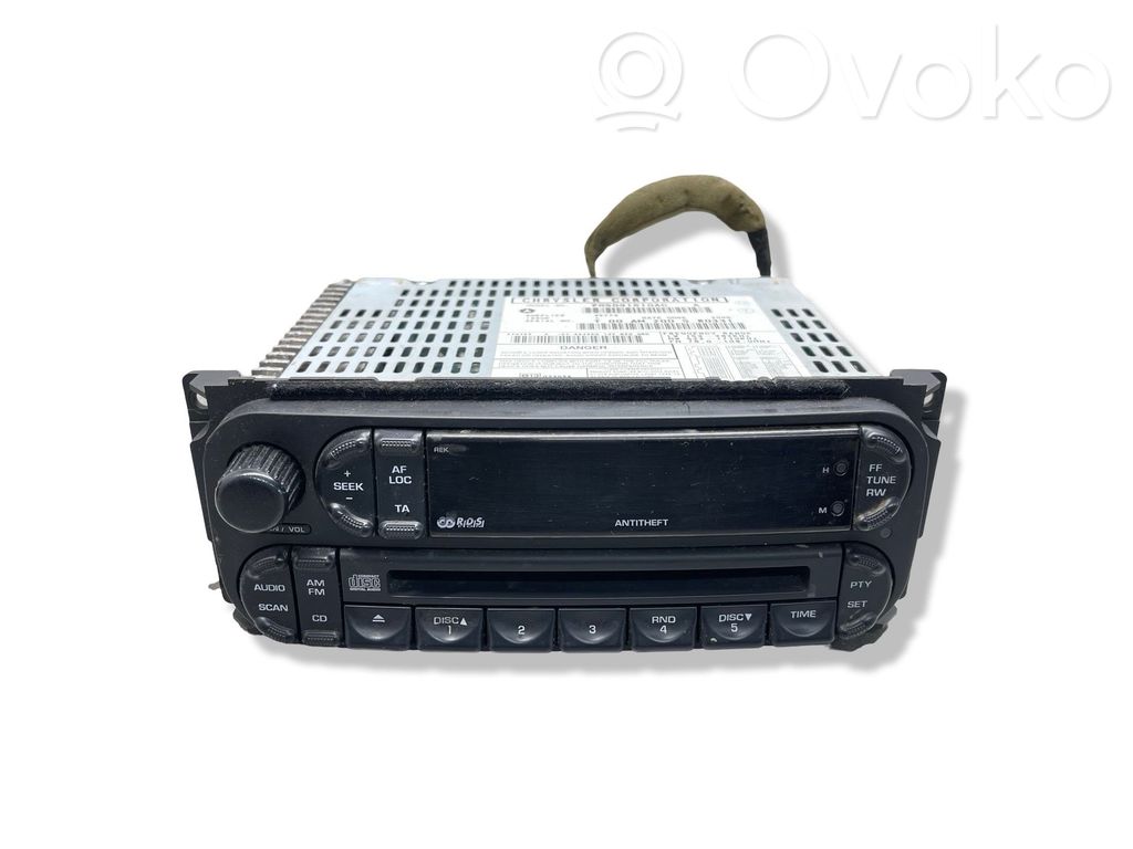 Radio / CD/DVD atskaņotājs / navigācija
