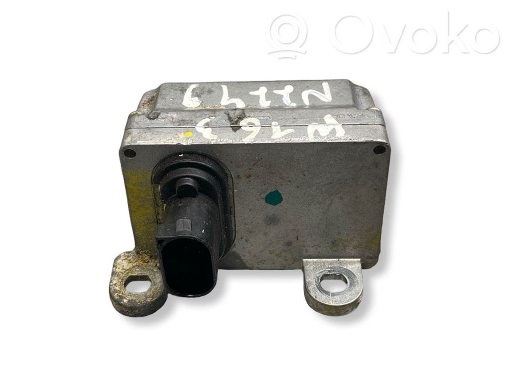 ESP (elektroniskās stabilitātes programmas) sensors (paātrinājuma sensors)