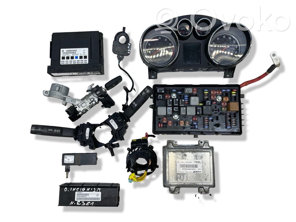 Aizdedzes ECU komplekts