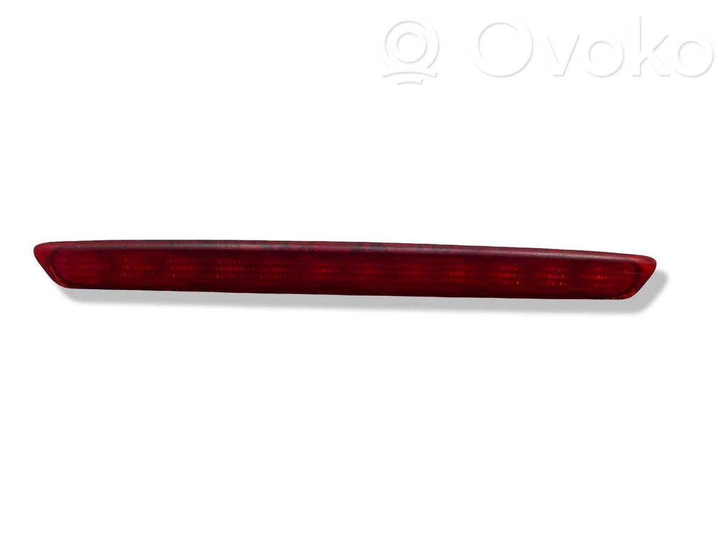 Papildu bremžu signāla lukturis