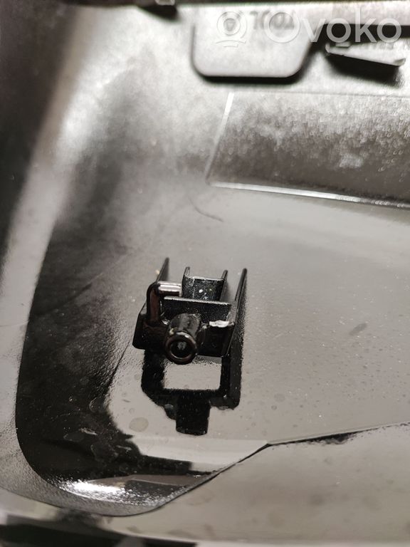 210013021 Volvo S90, V90 Kunststoffverkleidung Außenspiegel, 30.00 