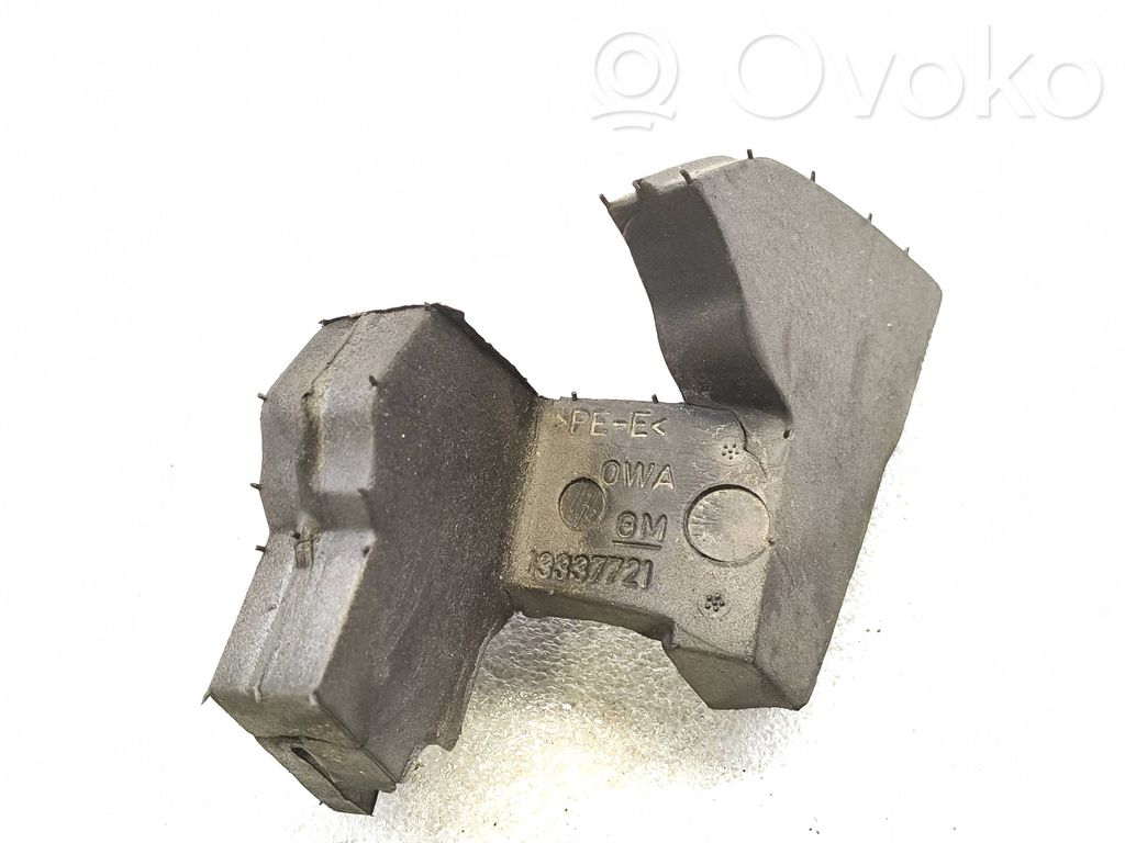 13337721 Opel Meriva B Dämpfung Schaumstoff Kotflügel, 9.99 € | RRR
