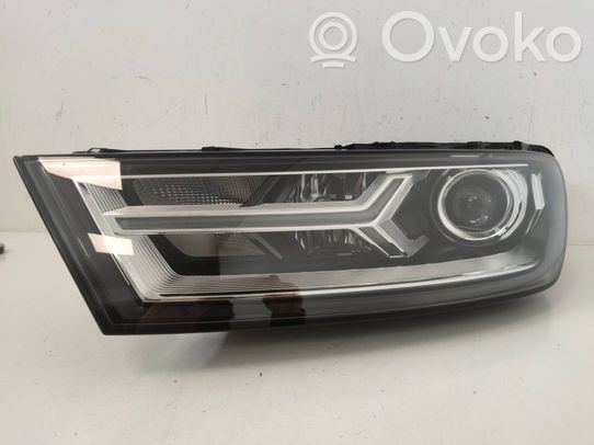 Audi Q7 4M Priekinis žibintas 