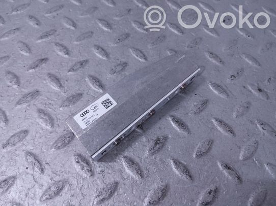 Audi Q7 4M Priekinis žibintas 