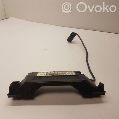 Ultragarsinis jutiklis/ daviklis   4F0951177,4F0910177