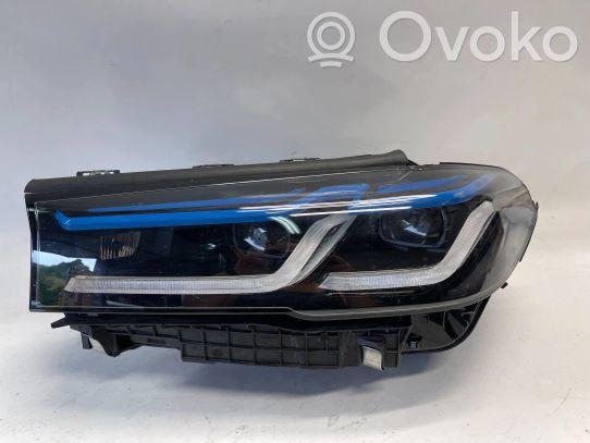 BMW 5 G30 G31 Priekinis žibintas 