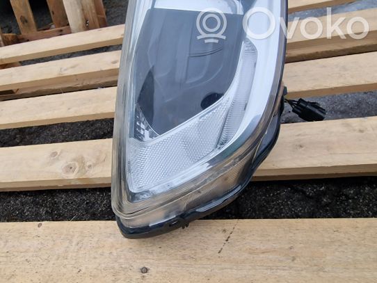 Volvo S60 Priekinis žibintas 