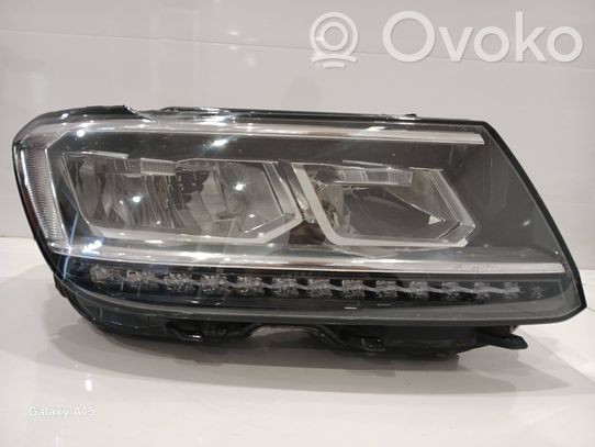 Volkswagen Tiguan Priekinis žibintas 