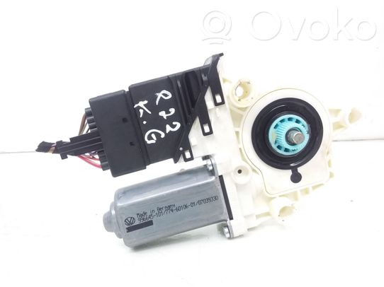 Skoda Octavia Mk2 (1Z) Rear door window regulator motor 