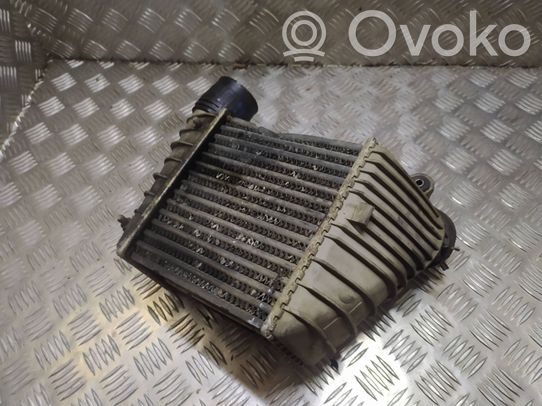Volkswagen Golf IV Radiatore intercooler 