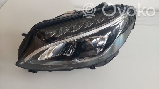 Mercedes-Benz C AMG W205 Priekinis žibintas 
