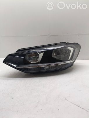 Volkswagen Touran III Priekinis žibintas 