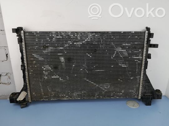 Renault Master III Jäähdyttimen lauhdutin 