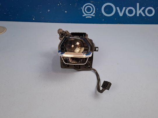 BMW 5 G30 G31 Priekinio žibinto detalė 