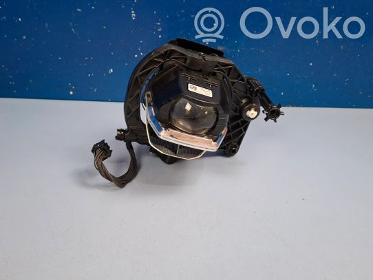 BMW 5 G30 G31 Priekinio žibinto detalė 