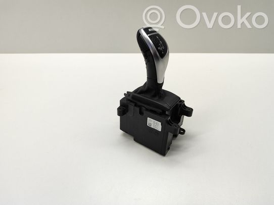 BMW 5 F10 F11 Vaihteenvalitsimen verhoilu 