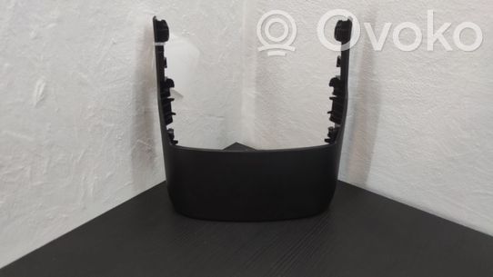 BMW 5 G30 G31 Ohjauspyörän pylvään verhoilu 