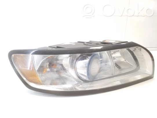 Volvo V50 Priekinis žibintas 