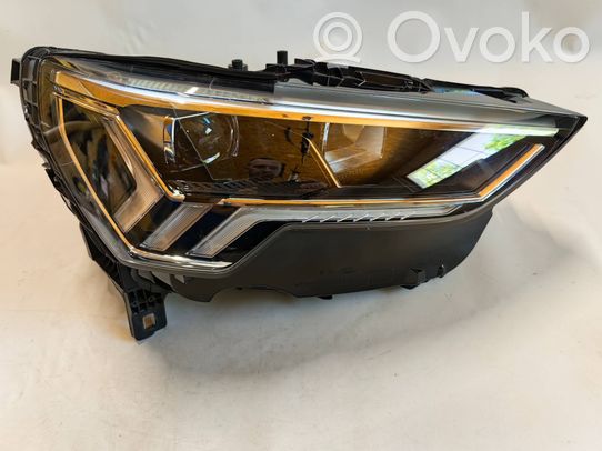 Audi Q3 F3 Priekinis žibintas 