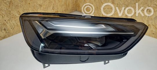 Audi Q5 SQ5 Priekinis žibintas 